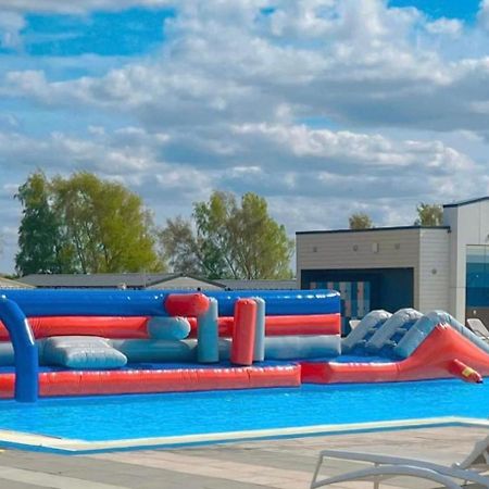 Swan View Retreats # Hottub # Egg Chair # Bbq & Bikes Included 8 Berth تاتيرشال المظهر الخارجي الصورة
