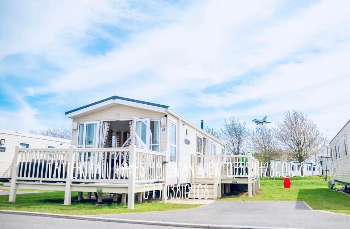 Swan View Retreats # Hottub # Egg Chair # Bbq & Bikes Included 8 Berth تاتيرشال المظهر الخارجي الصورة