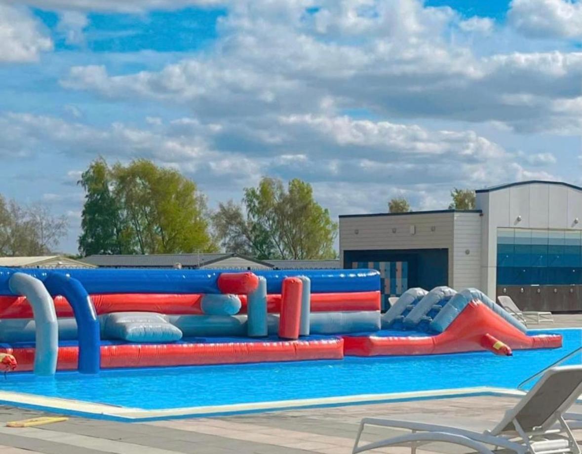 Swan View Retreats # Hottub # Egg Chair # Bbq & Bikes Included 8 Berth تاتيرشال المظهر الخارجي الصورة